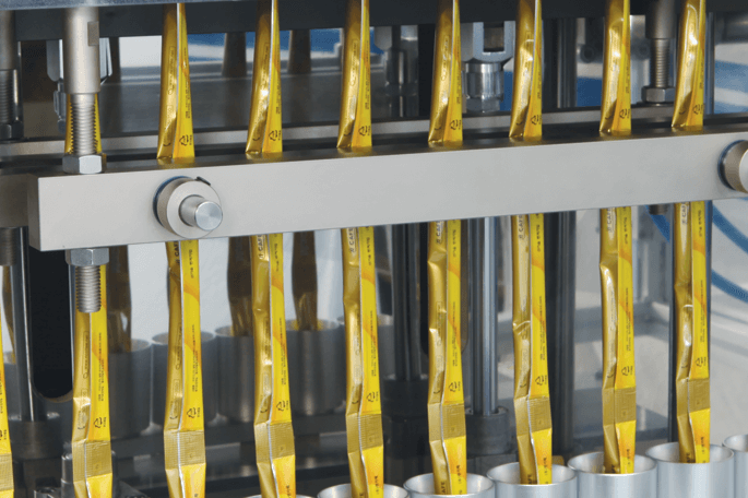 粉末/ 顆粒條狀包裝機 HSS-303- 實際照片- 隆典科技